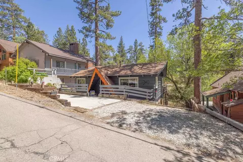 Exterior - 40203 Dream, Big Bear Lake, CA 92315 photo 2 of 8