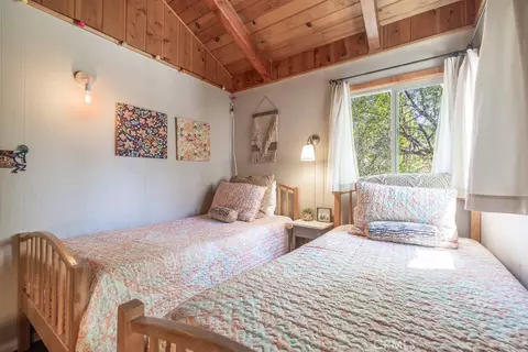 Bedroom - 40203 Dream, Big Bear Lake, CA 92315 photo 5 of 6
