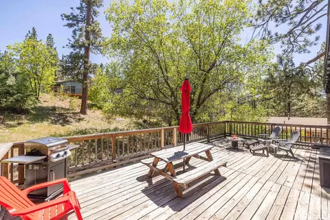 Exterior - 40203 Dream, Big Bear Lake, CA 92315 photo 4 of 8
