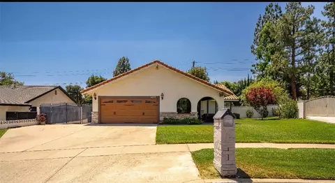 1677 Erin, Upland, CA 91784