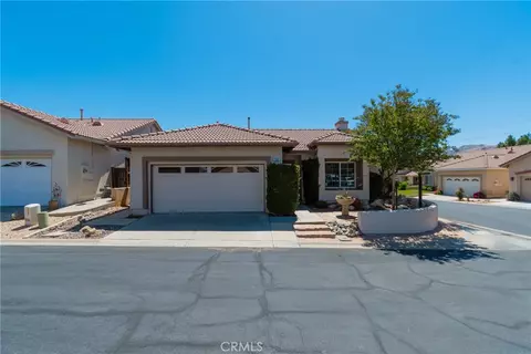 768 Moonlight Ct, Banning, CA 92220
