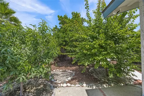 Exterior - 1171 Canyon View Ln, Colton, CA 92324 photo 11 of 12