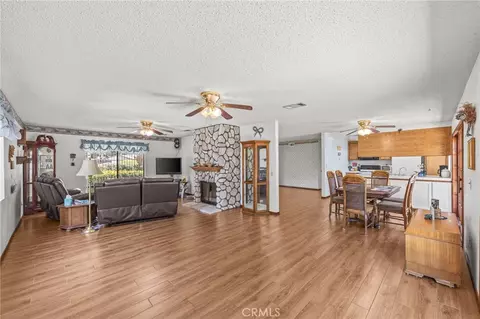 Living - 1171 Canyon View Ln, Colton, CA 92324 photo 3 of 5