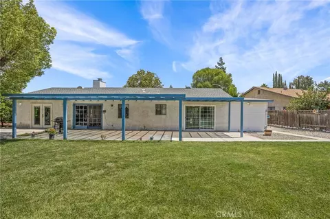Exterior - 1171 Canyon View Ln, Colton, CA 92324 photo 7 of 12