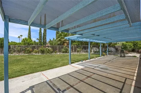 Exterior - 1171 Canyon View Ln, Colton, CA 92324 photo 8 of 12