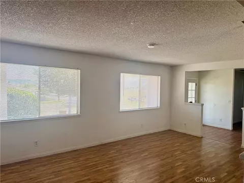 Living - 18393 Mojave, Hesperia, CA 92345 photo 5 of 5