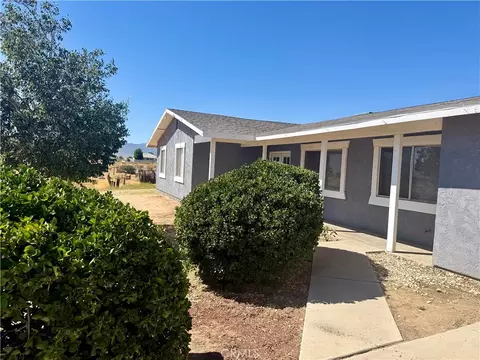 Exterior - 18393 Mojave, Hesperia, CA 92345 photo 3 of 8