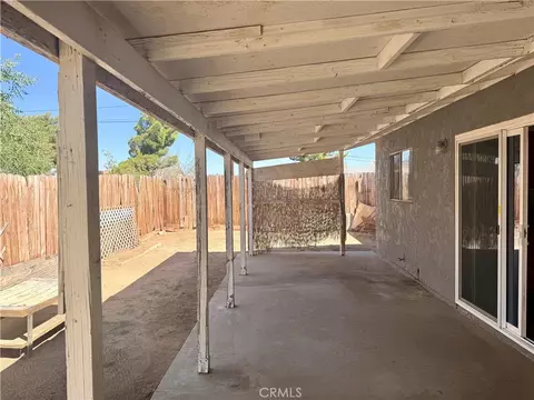 Exterior - 18393 Mojave, Hesperia, CA 92345 photo 7 of 8