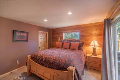 Bedroom - 301 Starlight, Big Bear Lake, CA 92315 photo 8 of 13