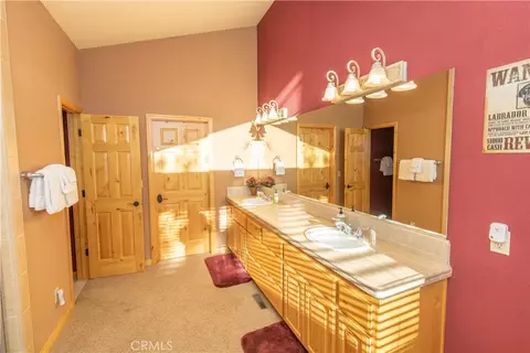 Bath - 301 Starlight, Big Bear Lake, CA 92315 photo 3 of 6