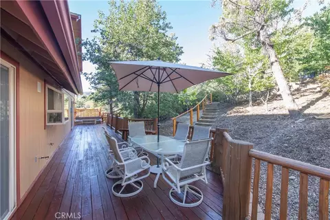 Exterior - 301 Starlight, Big Bear Lake, CA 92315 photo 3 of 10