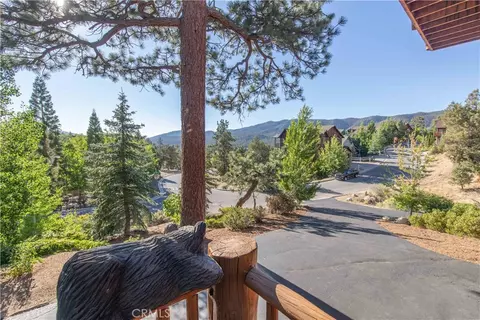 Exterior - 301 Starlight, Big Bear Lake, CA 92315 photo 8 of 10