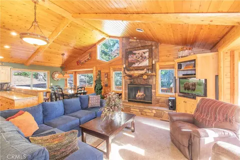 Living - 301 Starlight, Big Bear Lake, CA 92315 photo 1 of 5