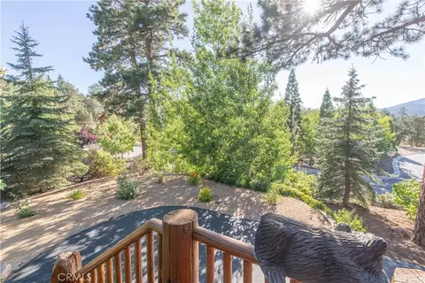 Exterior - 301 Starlight, Big Bear Lake, CA 92315 photo 9 of 10