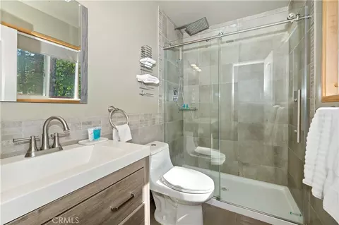 Bath - 619 Elysian, Big Bear City, CA 92314 photo 2 of 3