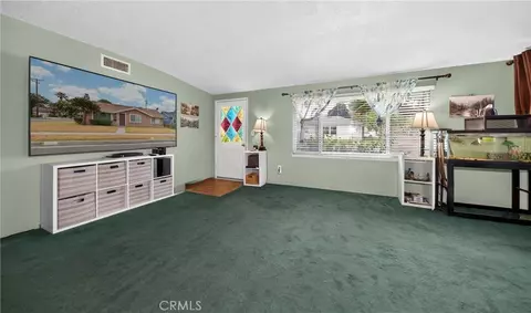 1097 E Mirada, San Bernardino, CA 92404 photo 10