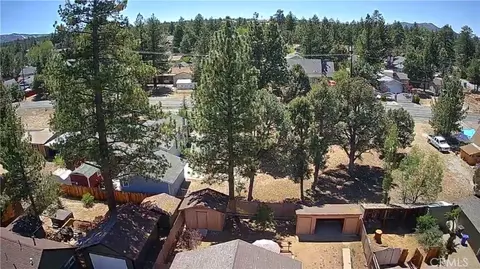View/Area - 329 Downey, Big Bear City, CA 92314 photo 3 of 4