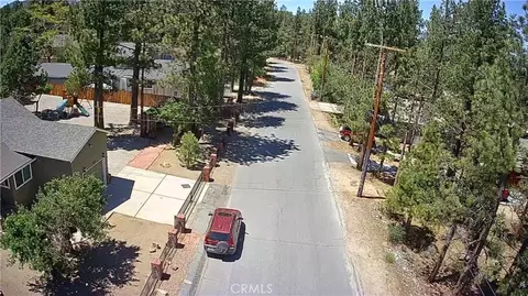 View/Area - 329 Downey, Big Bear City, CA 92314 photo 1 of 4