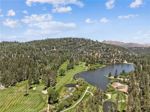 View/Area - 26565 Kings Ct, Lake Arrowhead, CA 92352 photo 5 of 7