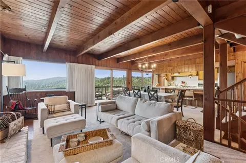 Living - 26565 Kings Ct, Lake Arrowhead, CA 92352 photo 2 of 5