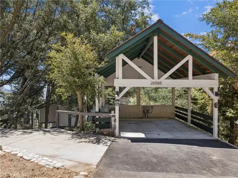 Exterior - 26565 Kings Ct, Lake Arrowhead, CA 92352 photo 3 of 10
