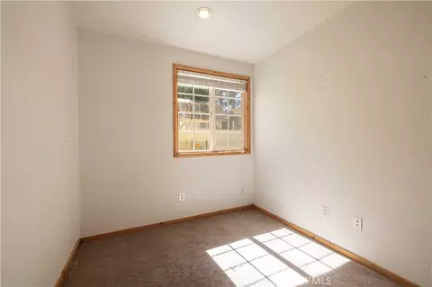 Bedroom - 863 B Ln, Big Bear City, CA 92314 photo 7 of 8