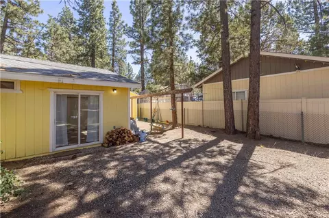 Exterior - 863 B Ln, Big Bear City, CA 92314 photo 2 of 3
