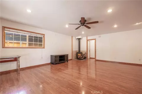 Living - 863 B Ln, Big Bear City, CA 92314 photo 4 of 5