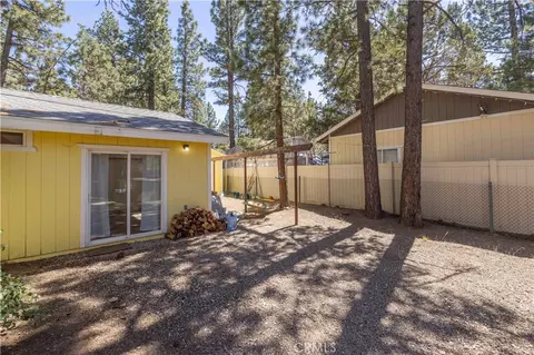 Exterior - 863 B Ln, Big Bear City, CA 92314 photo 2 of 3
