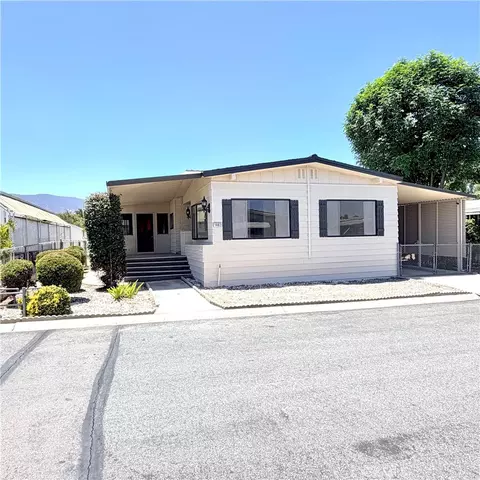 1462 Rainbrook Way, Corona, CA 92882