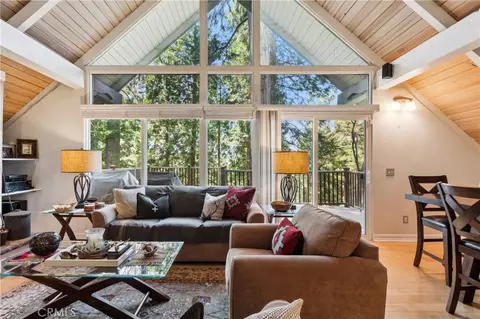 111 Grizzly, Lake Arrowhead, CA 92352