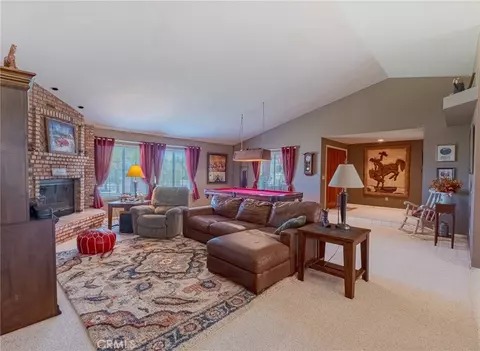 Living - 23093 Miners Rd, Perris, CA 92570 photo 1 of 1