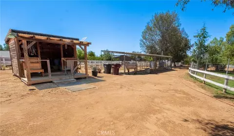 Exterior - 23093 Miners Rd, Perris, CA 92570 photo 3 of 3