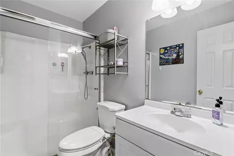 Bath - 19027 Stroh Ave, Corona, CA 92881 photo 1 of 2