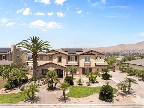 4725 Eagle Ridge Ct, Jurupa Valley, CA 92509