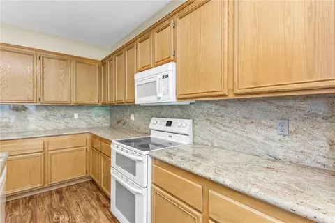Kitchen - 35653 Oak Crk, Yucaipa, CA 92399 photo 3 of 3