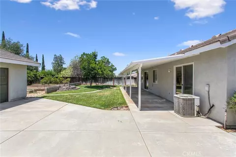 Exterior - 35653 Oak Crk, Yucaipa, CA 92399 photo 11 of 15