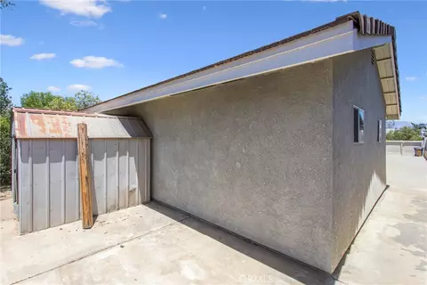 Exterior - 35653 Oak Crk, Yucaipa, CA 92399 photo 13 of 15