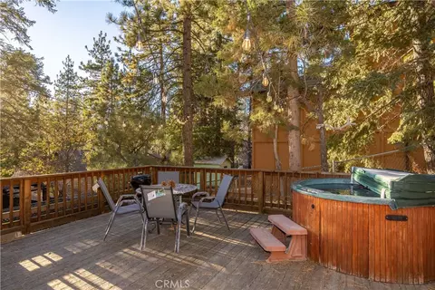 Exterior - 796 Silver Tip Dr, Big Bear Lake, CA 92315 photo 6 of 8