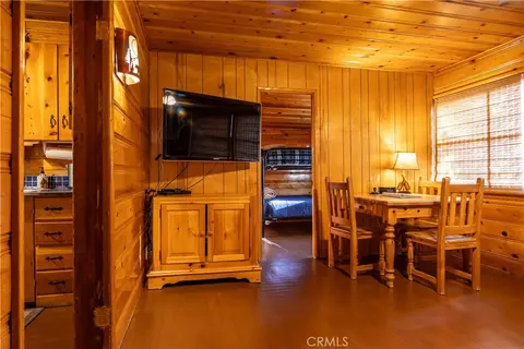 Dining - 796 Silver Tip Dr, Big Bear Lake, CA 92315 photo 2 of 2