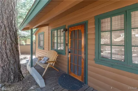 Exterior - 796 Silver Tip Dr, Big Bear Lake, CA 92315 photo 2 of 8