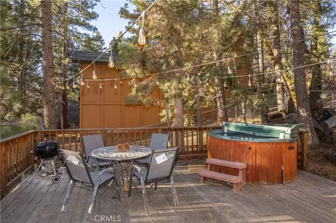 Exterior - 796 Silver Tip Dr, Big Bear Lake, CA 92315 photo 5 of 8