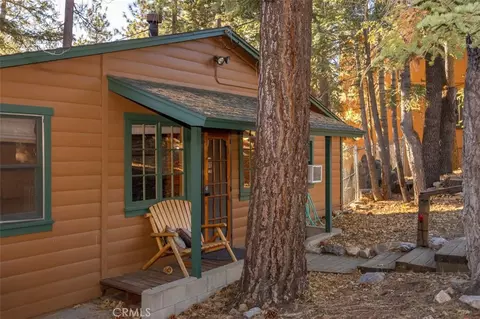 Exterior - 796 Silver Tip Dr, Big Bear Lake, CA 92315 photo 2 of 8
