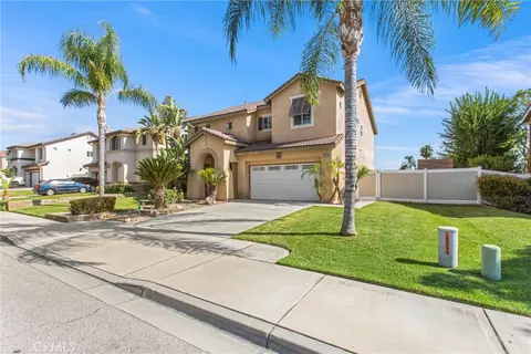 Exterior - 28575 Cherokee Rose, Highland, CA 92346 photo 3 of 6
