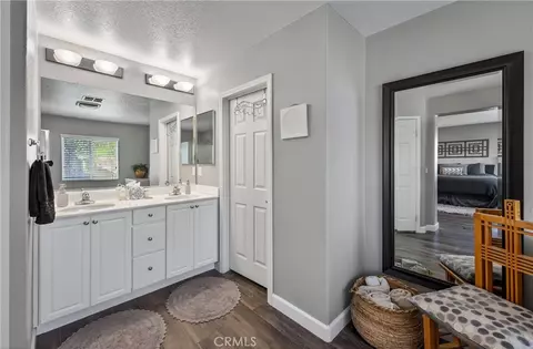 Entry Way - 2155 Larimore Ln, Mentone, CA 92359 photo 6 of 6