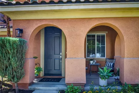 Exterior - 2155 Larimore Ln, Mentone, CA 92359 photo 3 of 8