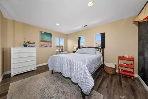 Bedroom - 2155 Larimore Ln, Mentone, CA 92359 photo 3 of 3