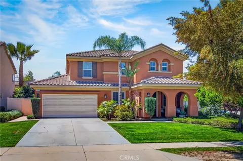 Exterior - 2155 Larimore Ln, Mentone, CA 92359 photo 2 of 8