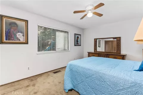 Bedroom - 24634 Bernard Dr, Crestline, CA 92325 photo 1 of 4