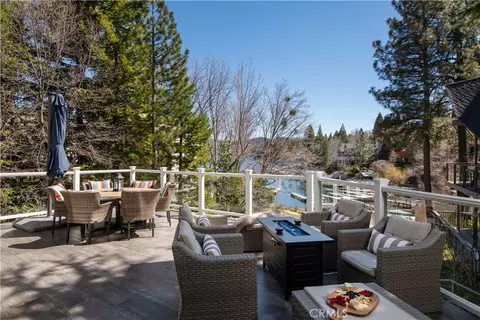 27589 W Shore Rd, Lake Arrowhead, CA 92352